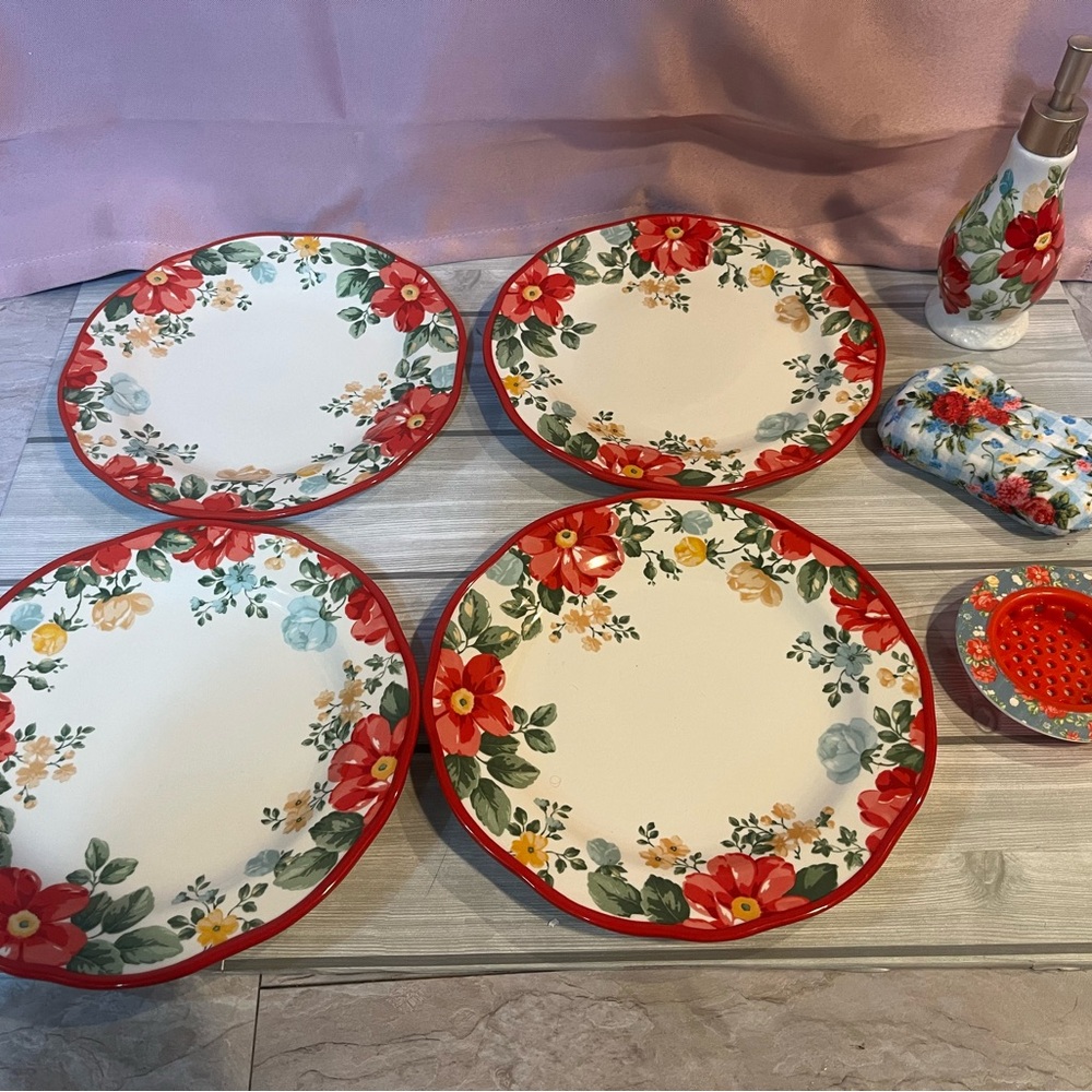 Pioneer women lot